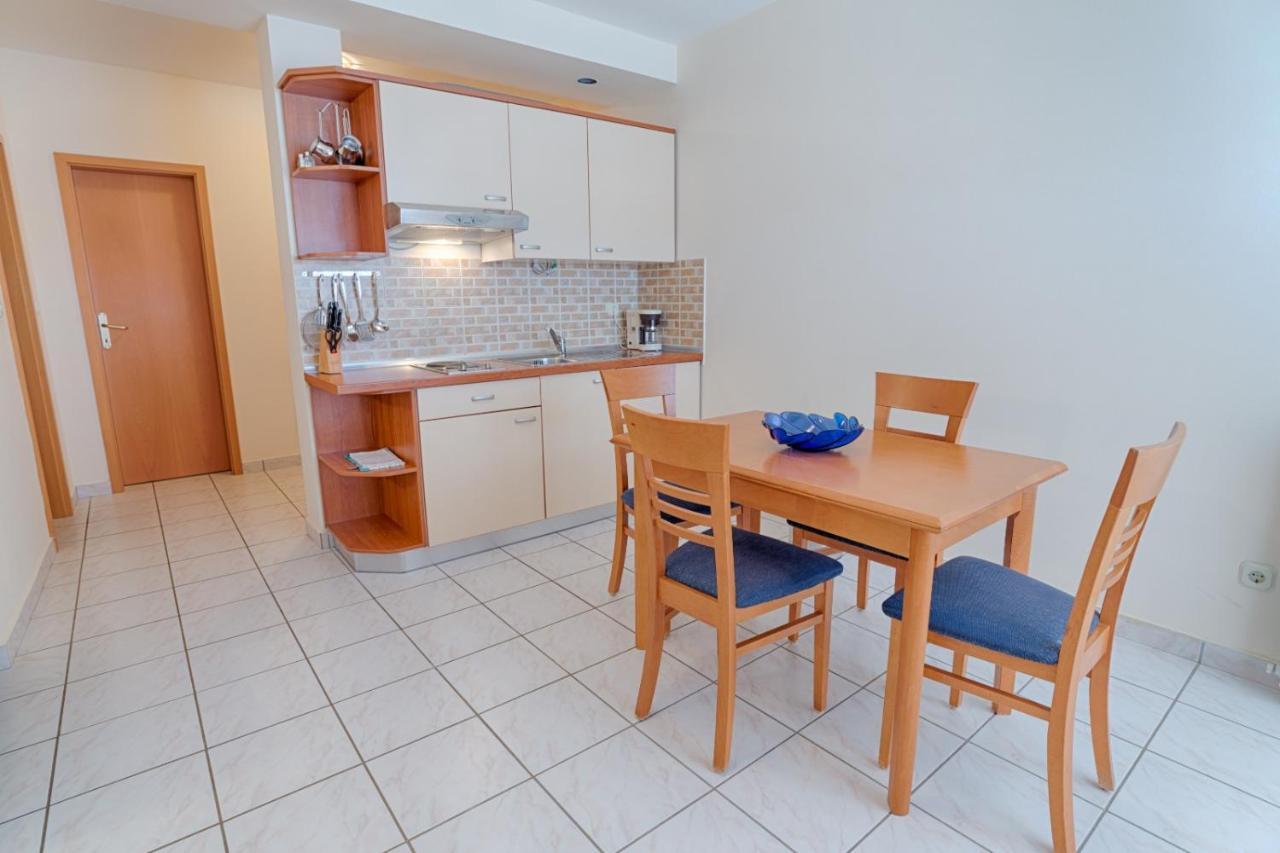 Arka Apartment Stara Novalja Ngoại thất bức ảnh