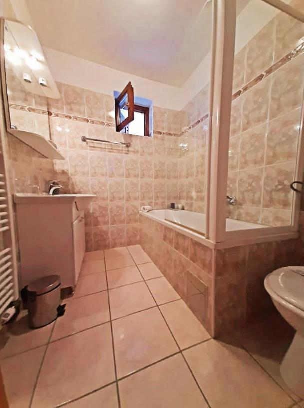 Arka Apartment Stara Novalja Ngoại thất bức ảnh